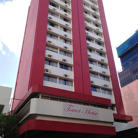 Hotel Tower House Suites Panama City Exterior photo